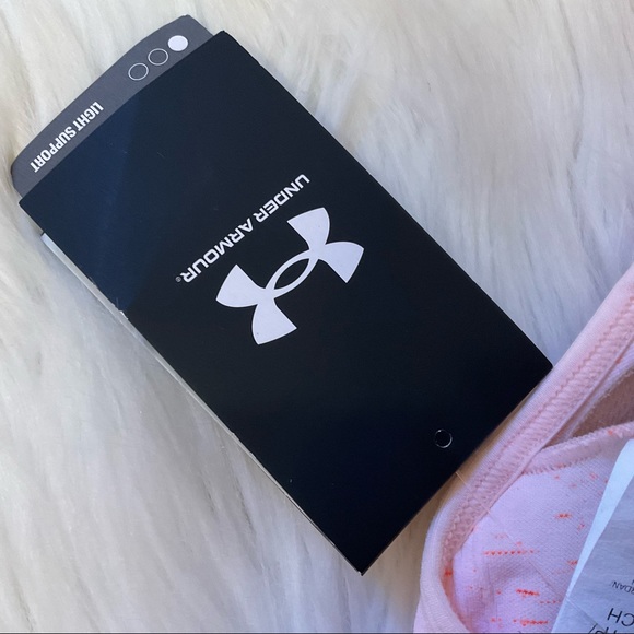 Under Armour Light Support Compression Sports Bra - NWT - Size XS - Picture 9 of 10